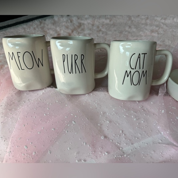 Rae Dunn mug bundle - Picture 1 of 7